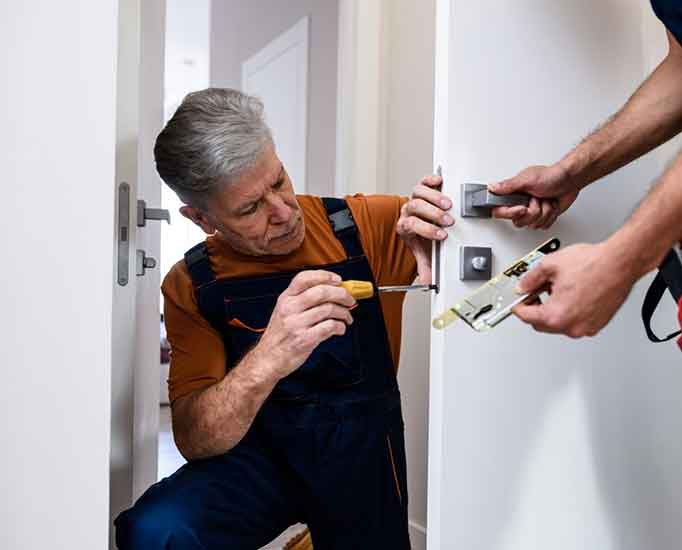 Locksmith in Santa Clarita